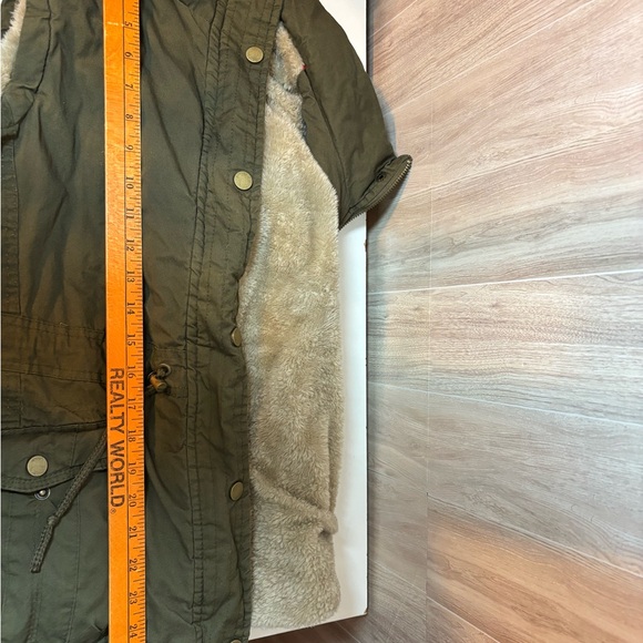 Snobbish Olive Army Green Women's Lined Vest - Picture 9 of 9